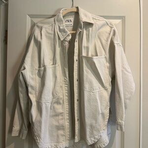 Zara Women’s Off-White Oversized Shirt Jacket